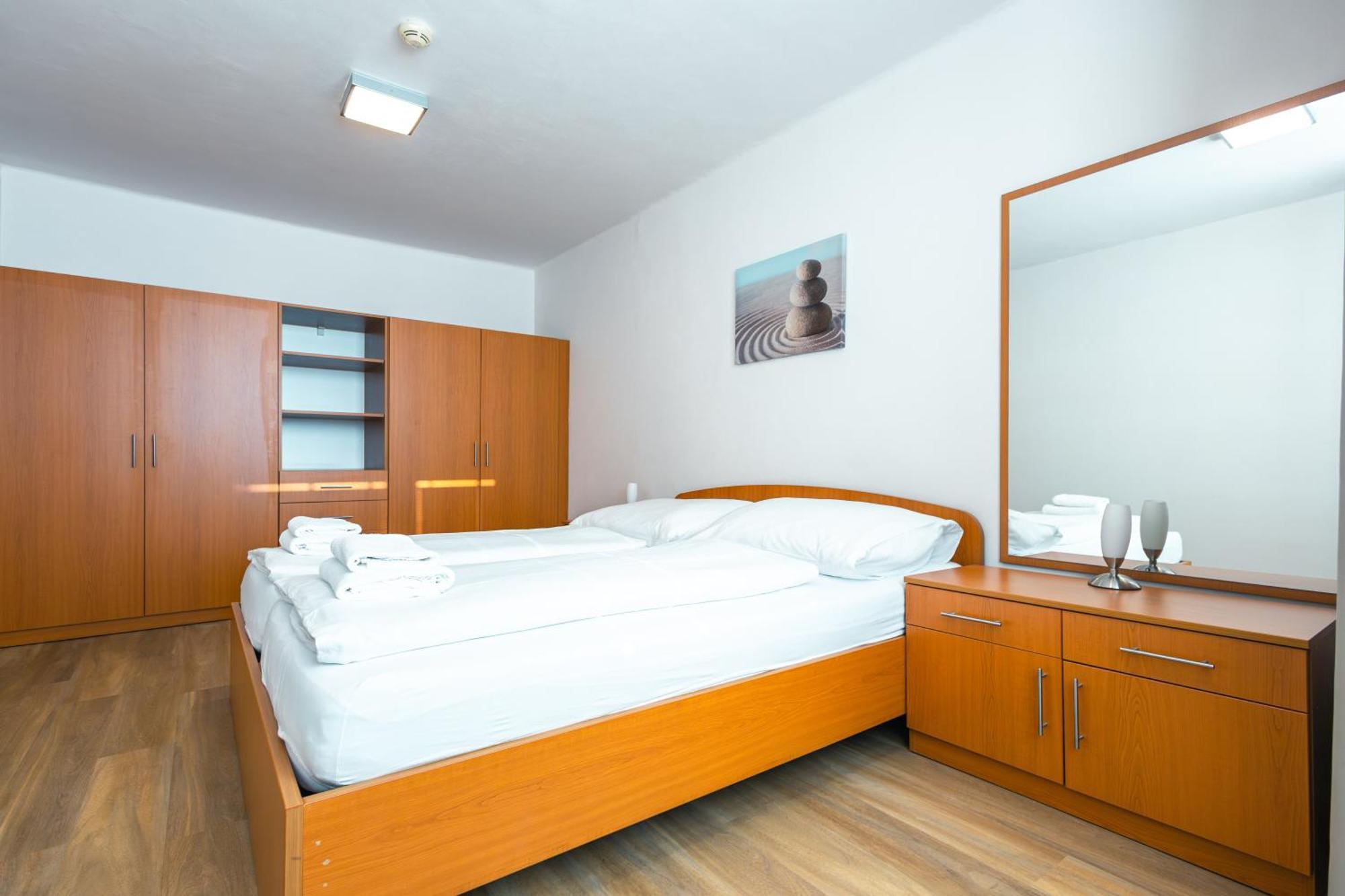 Hotel Garni Vsb ออสตราวา ภายนอก รูปภาพ